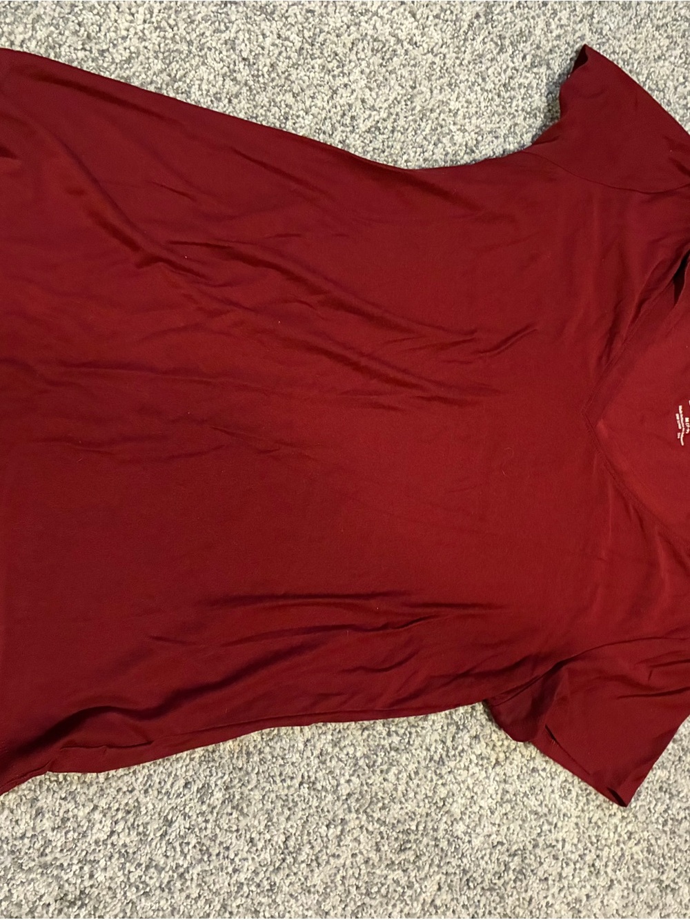 No Boundaries Women's Short Sleeve Tee - Burgundy Red